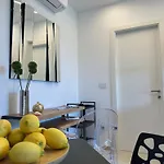 Perla Sul Mare Bed & Breakfast 4*