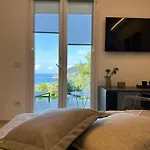 Bed & Breakfast Perla Sul Mare 4*