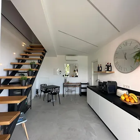 ベッド・アンド・ブレックファスト Perla Sul Mare 4*