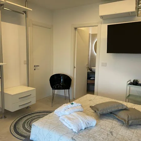 Perla Sul Mare Bed & Breakfast *